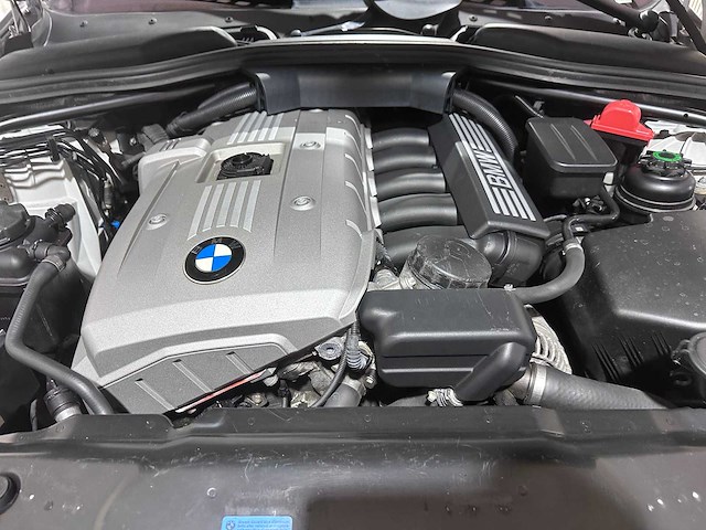 Bmw - 5-serie - 523i business line automaat- 34-tv-kp- 2007 - afbeelding 10 van  19