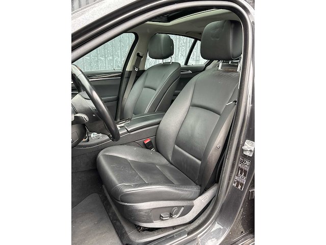 Bmw - 5-serie - 523i high executive - car - 2011 - afbeelding 7 van  34