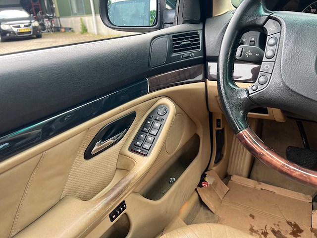 Bmw - 5 serie - 525d - automatic lt - 2003 - afbeelding 22 van  23