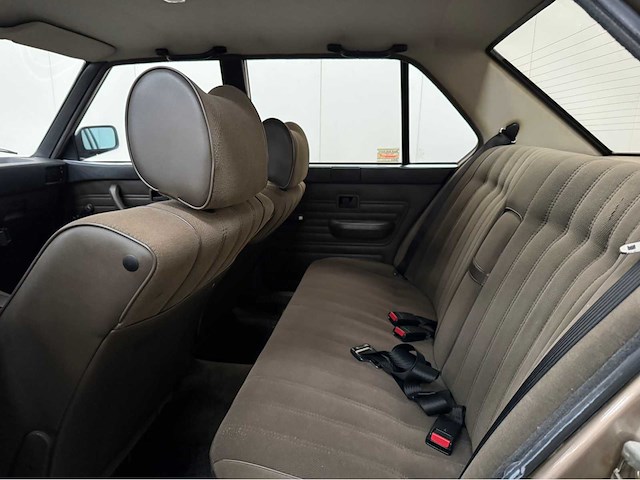 Bmw - 5-serie - 525i - automaat - oldtimer - 1983 - afbeelding 15 van  35