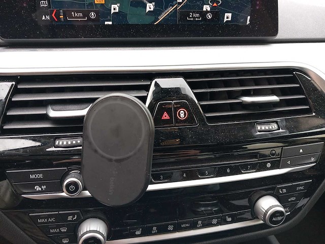 Bmw - 5-serie - 530e iperf high exe - schadeauto - personenauto - afbeelding 11 van  33