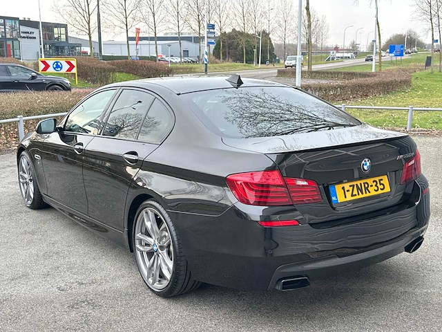 Bmw - 5-serie - m550xd - car - 2015 - afbeelding 31 van  34