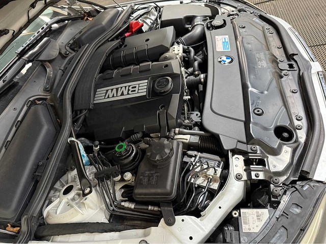 Bmw - 5-serie - touring - 520i - personenauto - 2009 - afbeelding 15 van  30