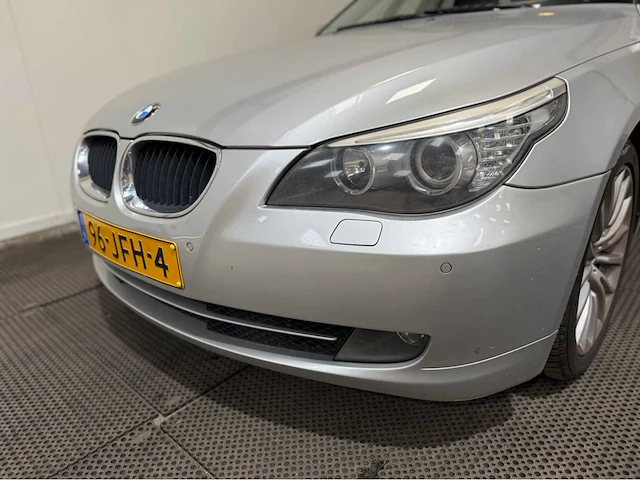 Bmw - 5-serie - touring - 520i - personenauto - 2009 - afbeelding 29 van  30
