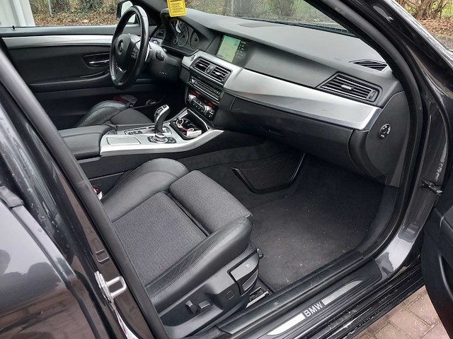 Bmw - 5-serie touring - 520d high executive - personenauto - afbeelding 10 van  20