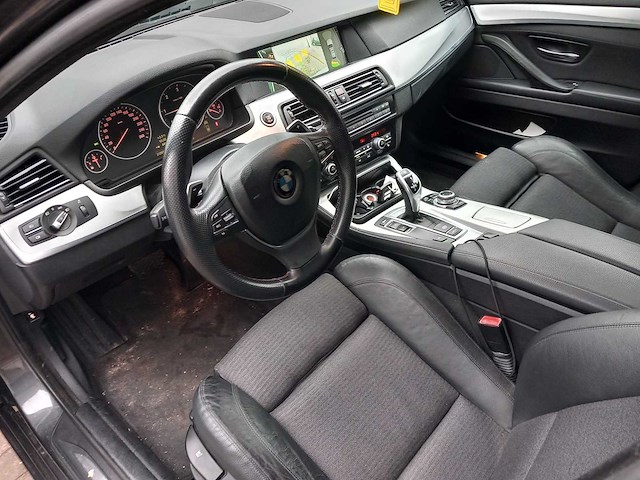 Bmw - 5-serie touring - 520d high executive - personenauto - afbeelding 16 van  20