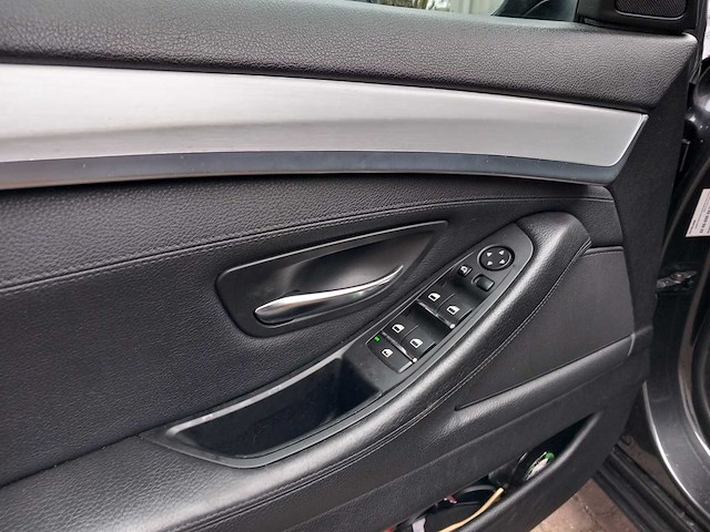 Bmw - 5-serie touring - 520d high executive - personenauto - afbeelding 18 van  20