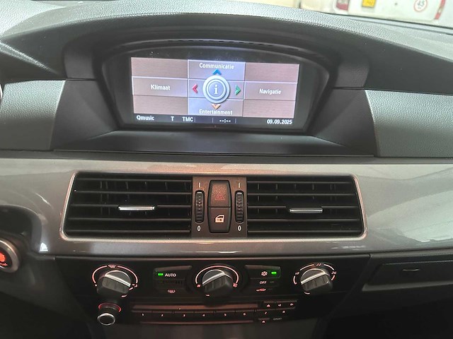 Bmw - 5-serie touring - 520i corp. l. bns l. automaat- 11-htp-5- 2009 - afbeelding 7 van  18