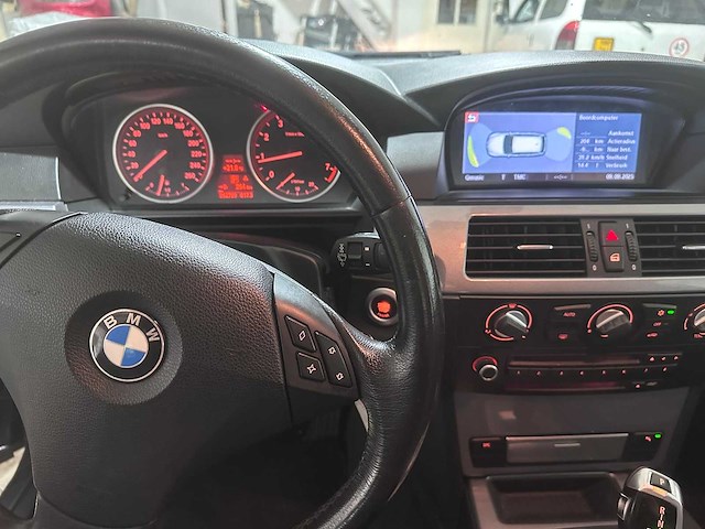 Bmw - 5-serie touring - 520i corp. l. bns l. automaat- 11-htp-5- 2009 - afbeelding 16 van  18