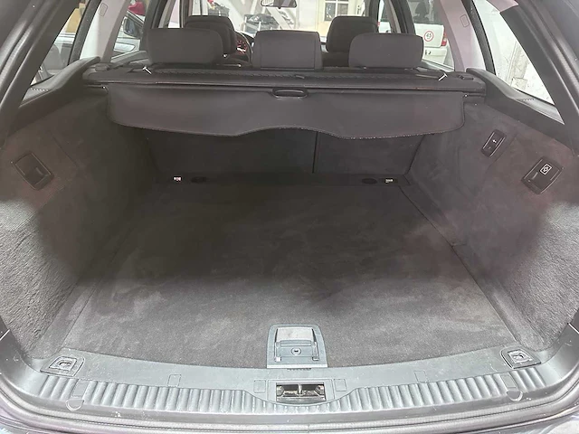 Bmw - 5-serie touring - 520i corp. l. bns l. automaat- 11-htp-5- 2009 - afbeelding 8 van  18