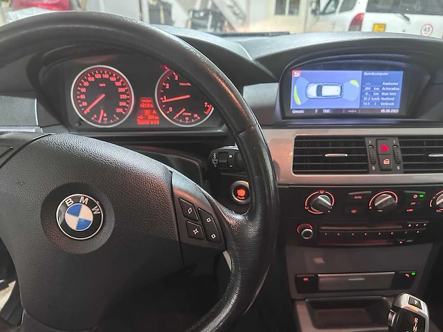 Bmw - 5-serie touring - 520i corp. l. bns l. automaat- 11-htp-5- 2009 - afbeelding 17 van  18