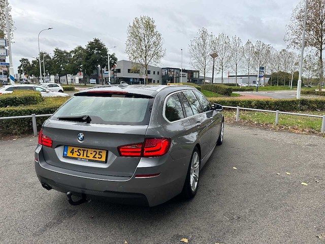 Bmw - 5-serie touring - 520i execut. m sp. - car - 2013 - afbeelding 28 van  32