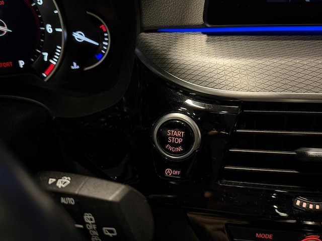 Bmw - 5-serie touring - 520i high exe - car - 2017|px-297-s|iaw - afbeelding 11 van  28