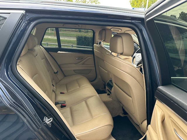 Bmw - 5-serie touring - 520i high executive - car - 2011 - afbeelding 5 van  42