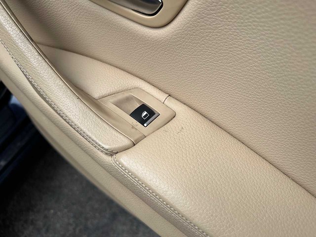 Bmw - 5-serie touring - 520i high executive - car - 2011 - afbeelding 6 van  42