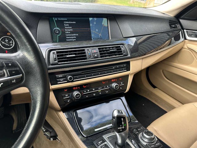 Bmw - 5-serie touring - 520i high executive - car - 2011 - afbeelding 40 van  42