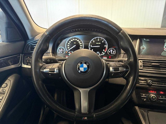 Bmw - 5-serie touring - 525d high executive - 9-znz-20- 2014 iaw - afbeelding 9 van  32