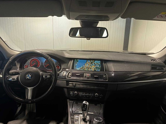 Bmw - 5-serie touring - 525d high executive - 9-znz-20- 2014 iaw - afbeelding 24 van  32