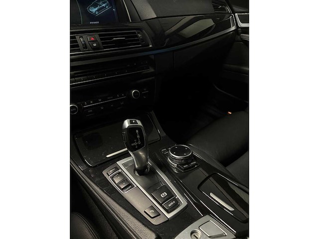 Bmw - 5-serie touring - 525d high executive - 9-znz-20- 2014 iaw - afbeelding 19 van  32