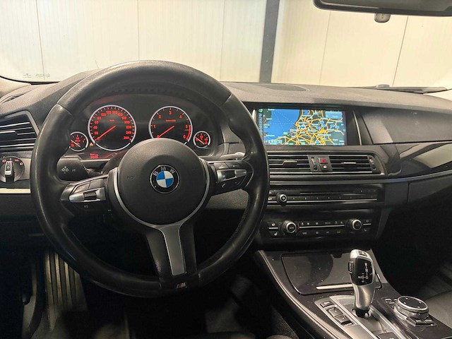 Bmw - 5-serie touring - 525d high executive - 9-znz-20- 2014 iaw - afbeelding 25 van  32