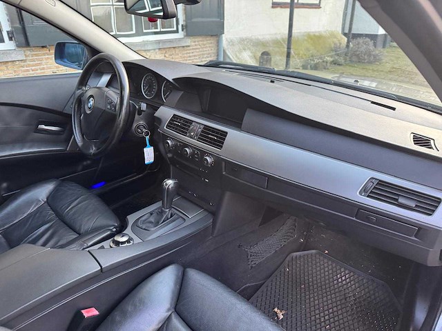 Bmw - 5-serie touring - 525d high executive automaat - personenauto - afbeelding 2 van  18
