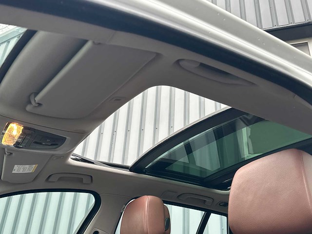 Bmw - 5-serie touring - 528i high executive - car - 2012 - afbeelding 15 van  37