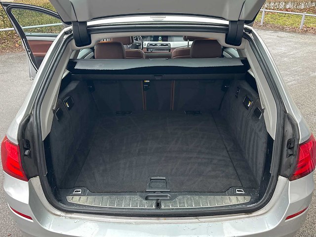 Bmw - 5-serie touring - 528i high executive - car - 2012 - afbeelding 19 van  37