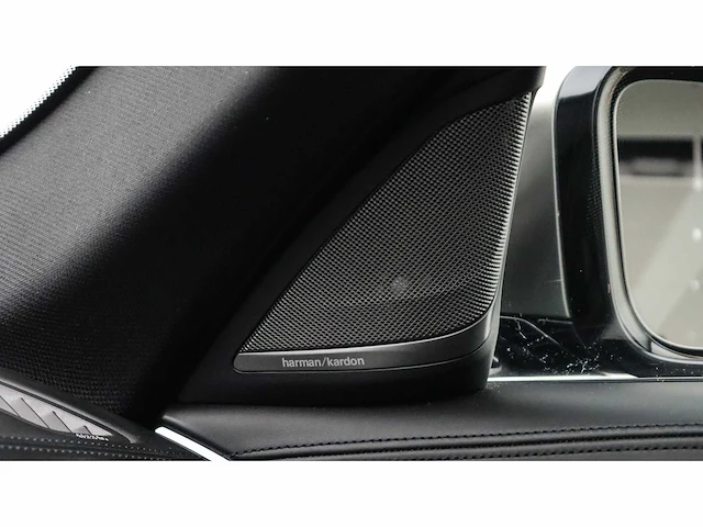 Bmw - 5-serie touring - m550d xdrive high exe - 2018 - sb-618-x - personenauto - afbeelding 2 van  16