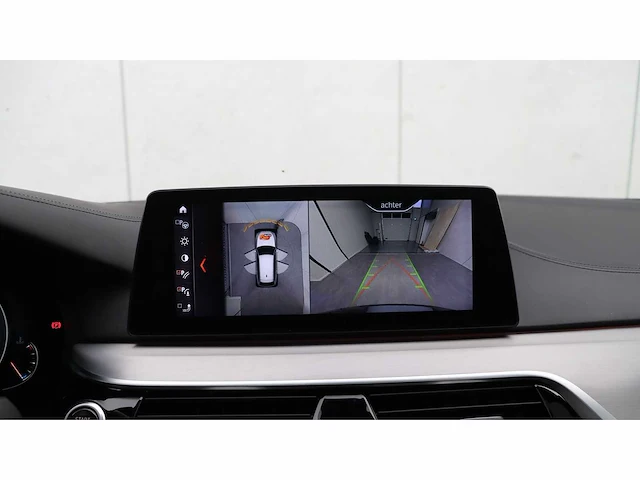 Bmw - 5-serie touring - m550d xdrive high exe - 2018 - sb-618-x - personenauto - afbeelding 4 van  16