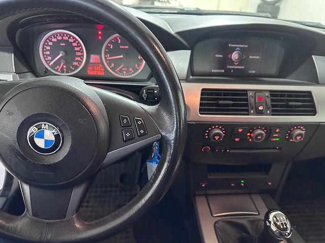 Bmw - 520 - 5 serie - duitse papieren - afbeelding 20 van  20