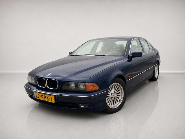 Bmw - 520 - 520 - oldtimer - afbeelding 1 van  12