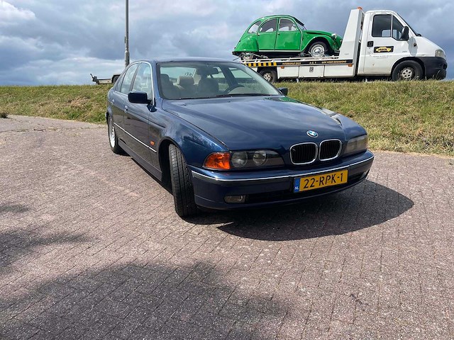 Bmw - 520 - 520 - oldtimer - afbeelding 3 van  12