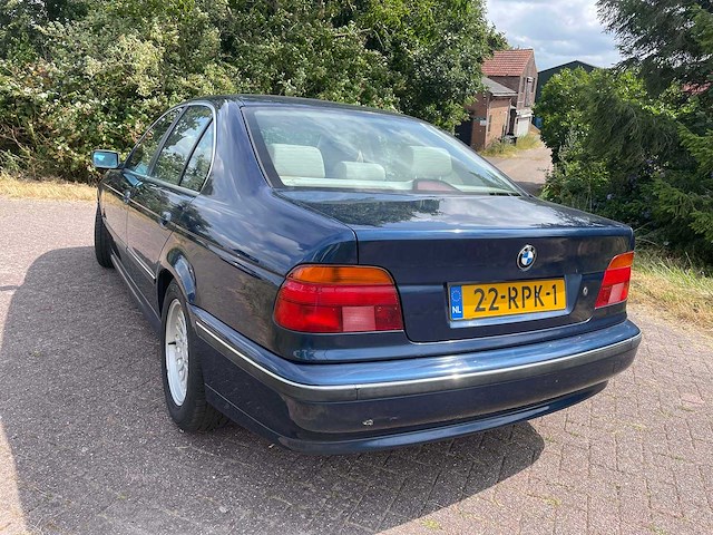 Bmw - 520 - 520 - oldtimer - afbeelding 6 van  12