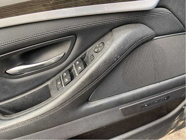 Bmw - 530 xd - touring high executive - 2011 - afbeelding 6 van  32