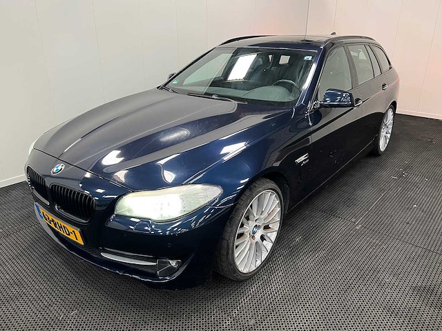 Bmw - 530 xd - touring high executive - 2011 - afbeelding 1 van  6