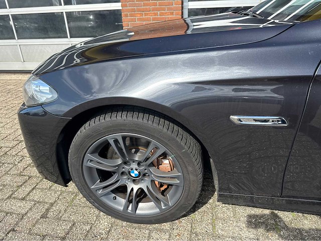 Bmw - 535i - 5-serie touring - executive personenauto - 2014 - afbeelding 19 van  30
