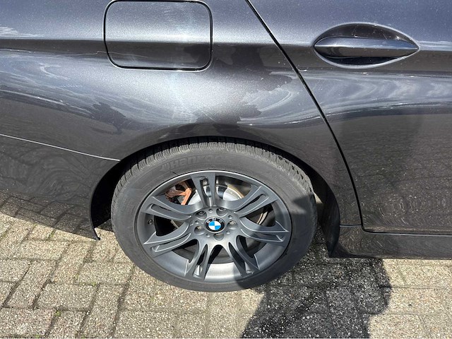 Bmw - 535i - 5-serie touring - executive personenauto - 2014 - afbeelding 21 van  30