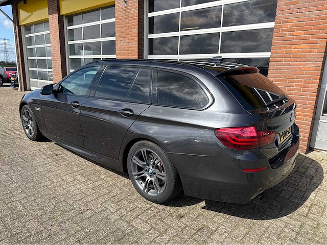 Bmw - 535i - 5-serie touring - executive personenauto - 2014 - afbeelding 1 van  30