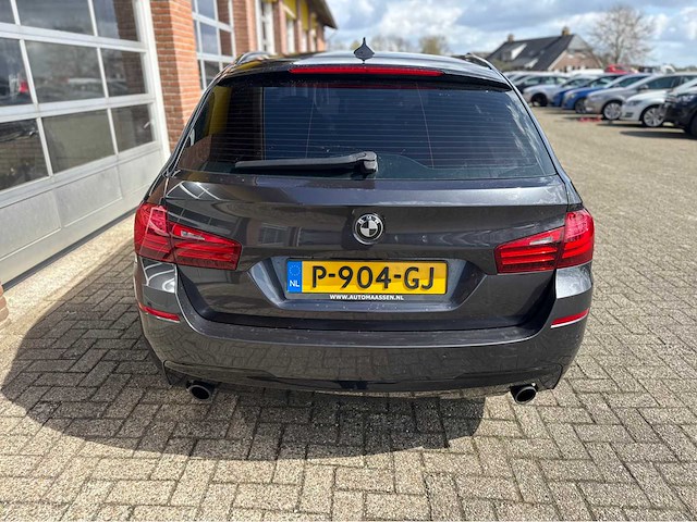 Bmw - 535i - 5-serie touring - executive personenauto - 2014 - afbeelding 19 van  30