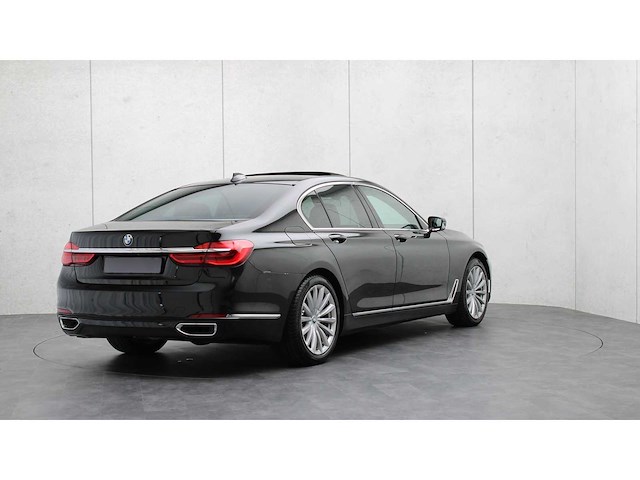 Bmw - 7-serie - 740i high executive - 2018 - tf-396-v - personenauto - afbeelding 22 van  31