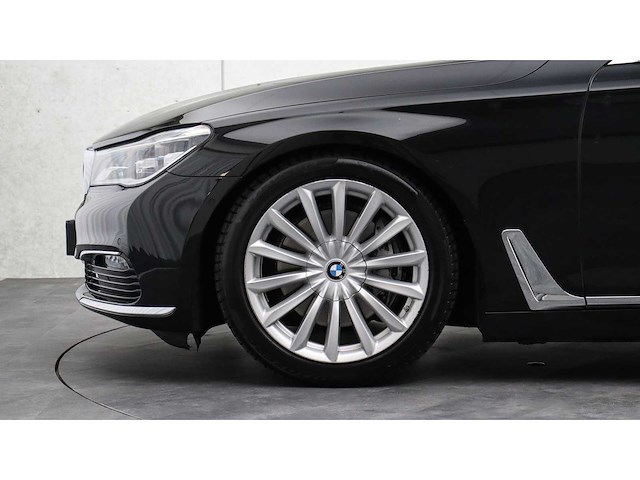 Bmw - 7-serie - 740i high executive - 2018 - tf-396-v - personenauto - afbeelding 23 van  31
