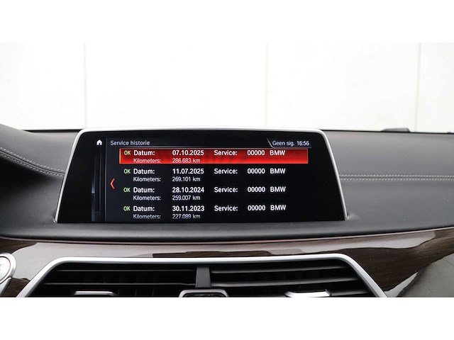 Bmw - 7-serie - 740i high executive - 2018 - tf-396-v - personenauto - afbeelding 17 van  33