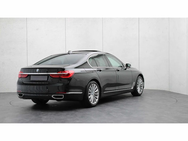 Bmw - 7-serie - 740i high executive - 2018 - tf-396-v - personenauto - afbeelding 28 van  33