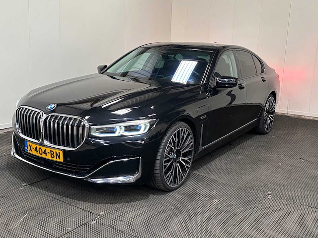 Bmw - 7-serie - 745e high executive - car - 2023 - afbeelding 1 van  57