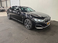 Bmw - 7-serie - 745e high executive - car - 2023 - afbeelding 36 van  57