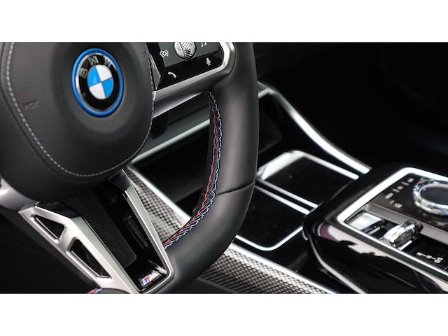 Bmw - 7-serie - m760e xdrive - 2023 - z-224-pf - personenauto - afbeelding 7 van  42