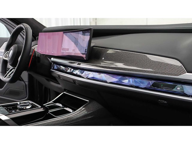 Bmw - 7-serie - m760e xdrive - 2023 - z-224-pf - personenauto - afbeelding 9 van  42