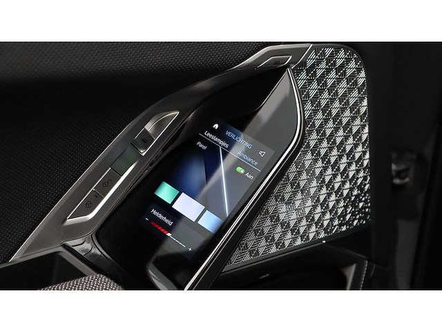 Bmw - 7-serie - m760e xdrive - 2023 - z-224-pf - personenauto - afbeelding 35 van  42