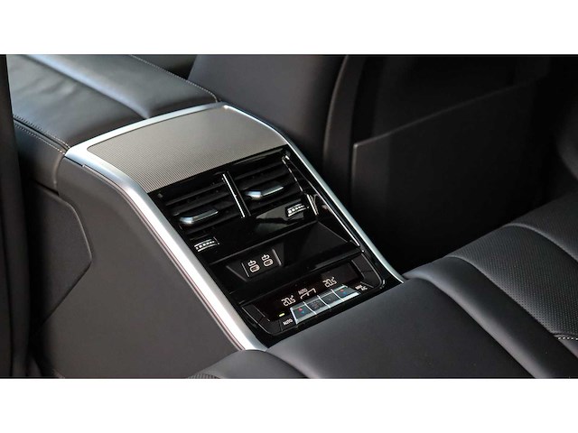 Bmw - 8-serie gran coupé - 840d xd. high ex. - 2023 - ghv-54-x - afbeelding 16 van  37