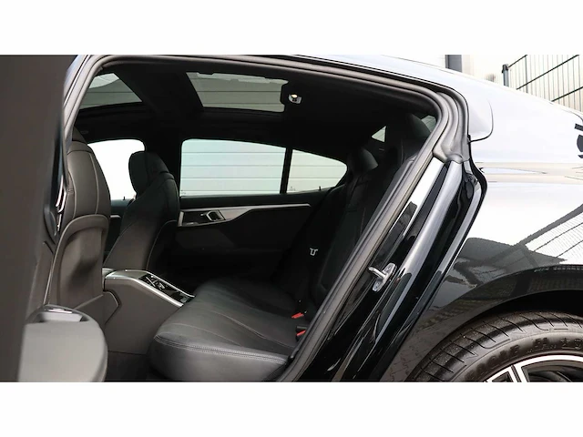 Bmw - 8-serie gran coupé - 840d xd. high ex. - 2023 - ghv-54-x - afbeelding 14 van  40